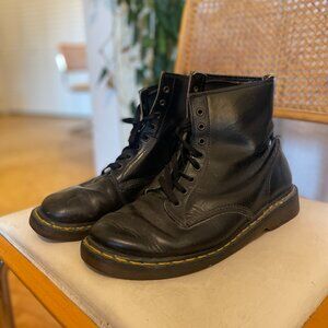 Vintage Dr Martens 90s Made in England Boots